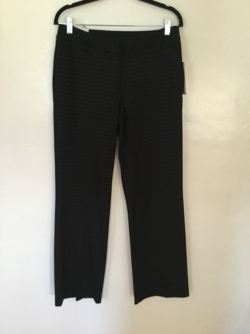 NWT DKNY BLACK AND GREY GRID PATTERN STRETCH WIDE LENGTH SIZE 4 PANTS